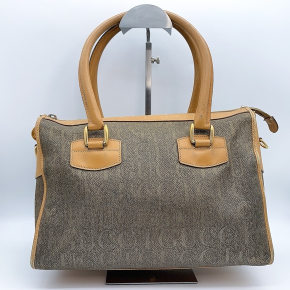 GUCCI Vintage Canvas GUCCI Logo Handbag in Tan - Picture 2 of 16